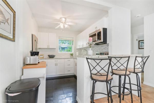 Poinciana Park, 26 NE 3rd St, Dania Beach, Florida 33004, image 1