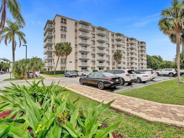 Coral Lake Tower, 1831 NE 38 #407, Oakland Park, Florida 33308, image 1