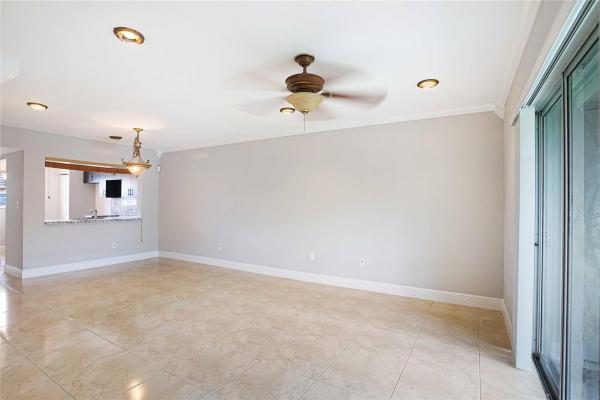Monterey Village, 438 NE 210th Circle Ter #204-4B, Ives Estates, Florida 33179, image 2