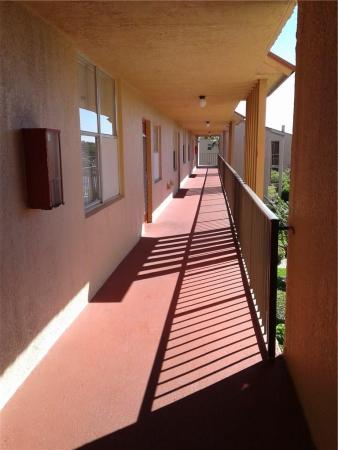 Palm Lakes, 7591 NW 1st St #405, Margate, Florida 33063, image 1