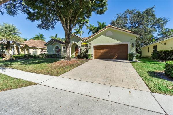 Lexington Estates, 10069 Umberland Pl, Boca Raton, Florida 33428, image 1