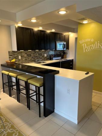 Palm-Aire Country Club 1, 3100 N Palm Aire Dr #304, Pompano Beach, Florida 33069, image 1