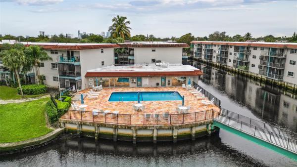 Hidden Harbor, 1775 N Andrews Sq #307W, Fort Lauderdale, Florida 33311, image 1