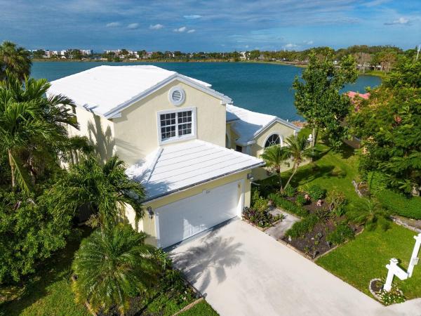 Lake Pointe Estates, 3236 NW 22nd Ave, Oakland Park, Florida 33309, image 1