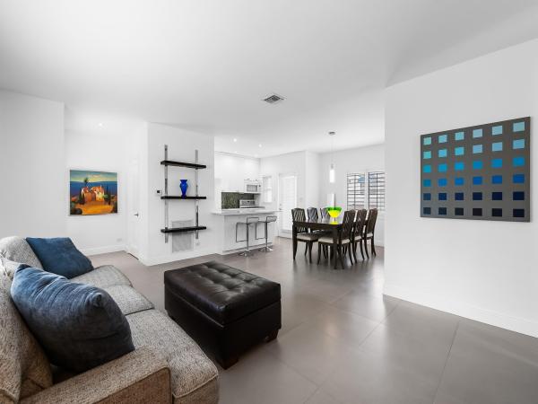 Victoria Park Garden, 719 NE 16th Ave #719D, Fort Lauderdale, Florida 33304, image 1