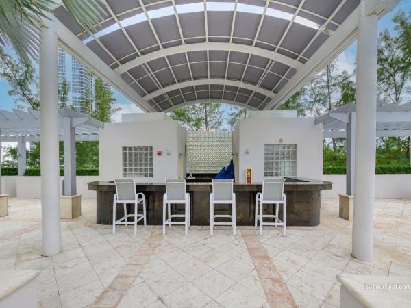 The Parc At Turnberry Isle, 19400 Turnberry Way #1832, Aventura, Florida 33180, image 3