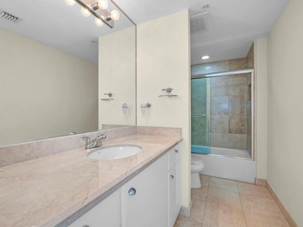 The Parc At Turnberry Isle, 19400 Turnberry Way #1832, Aventura, Florida 33180, image 1