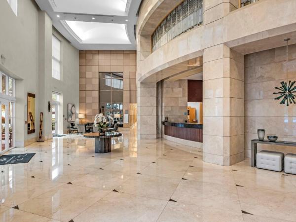 The Parc At Turnberry Isle, 19400 Turnberry Way #1832, Aventura, Florida 33180, image 1