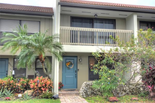 Bayview Village, 6031 Bayview Dr #6031, Fort Lauderdale, Florida 33308, image 1
