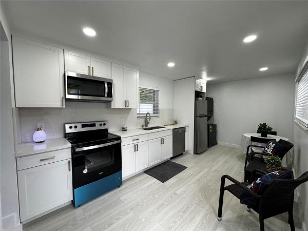 Flamingo Park, 2130 SW 23rd Ter, Fort Lauderdale, Florida 33312, image 1