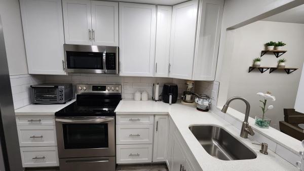 Rokest, 8400 Lagos De Campo Blvd #102, Tamarac, Florida 33321, image 1