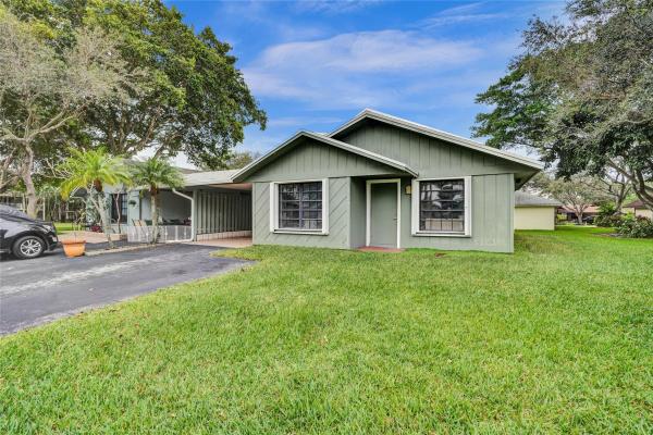 Isla Merita, 3723 E Valley Green Dr ##73, Davie, Florida 33328, image 1