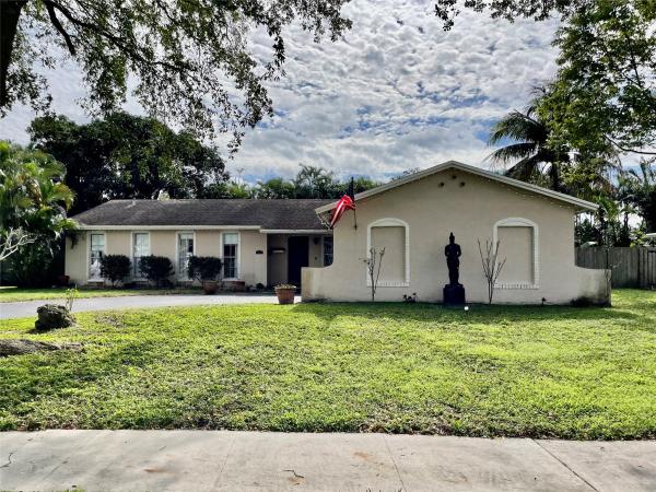 Royal Palm Estates, 7100 SW 8th Ct, Plantation, Florida 33317, image 1