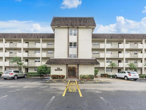 The Greens Of Inverrary, 6020 NW 44th St #305, Lauderhill, Florida 33319, image 1