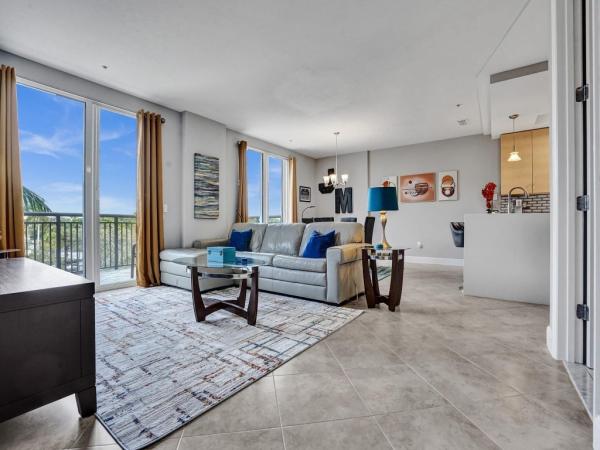 Wilton Station, 2631 NE 14th Ave #319, Wilton Manors, Florida 33334, image 3