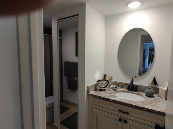 Waterford Courtyards At Crystal Lakes North, 2943 Waterford Dr N, Deerfield Beach, Florida 33442, image 1