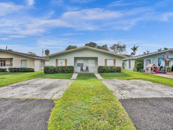 Island View, 808 SW 13th St, Fort Lauderdale, Florida 33315, image 3