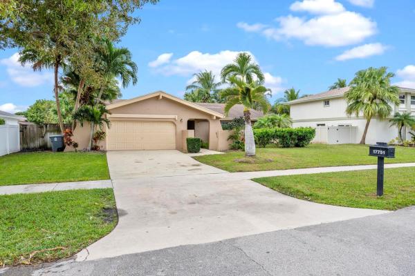 Pheasant Walk, 17751 Briar Patch Trl, Boca Raton, Florida 33487, image 1