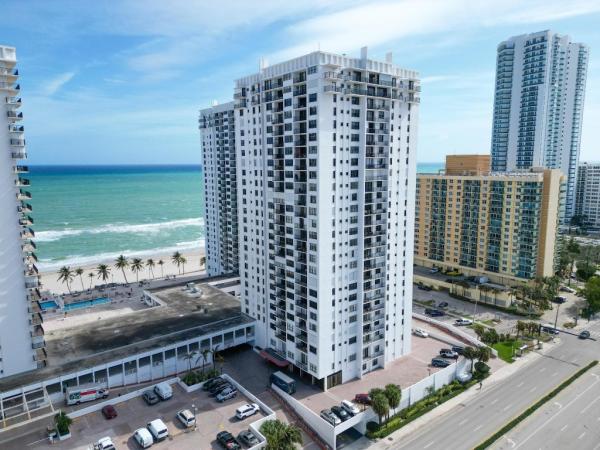 Britannia At Quadomain, 2401 S Ocean Dr #2005, Hollywood, Florida 33019, image 2