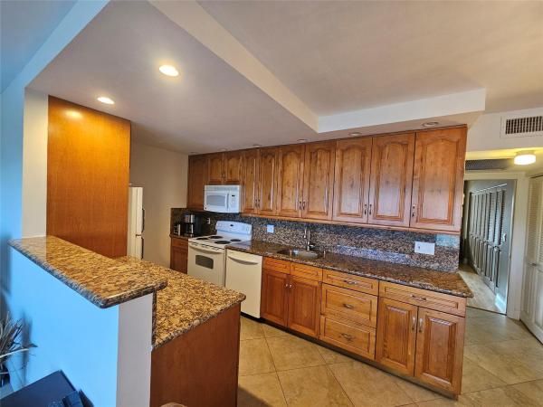 Westbury, 3007 Westbury F #3007, Deerfield Beach, Florida 33442, image 1