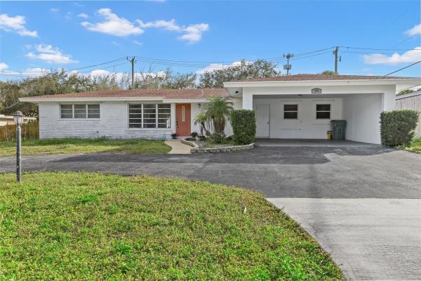 Woodcrest Manor, 334 SW 14th Ave, Boynton Beach, Florida 33435, image 1