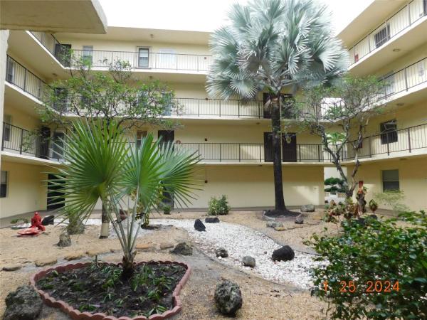 Somerset, 2831 Somerset Dr #403, Lauderdale Lakes, Florida 33311, image 1