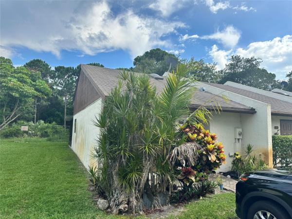 Villager Townhomes, 632 NW 47th St #632, Deerfield Beach, Florida 33064, image 1