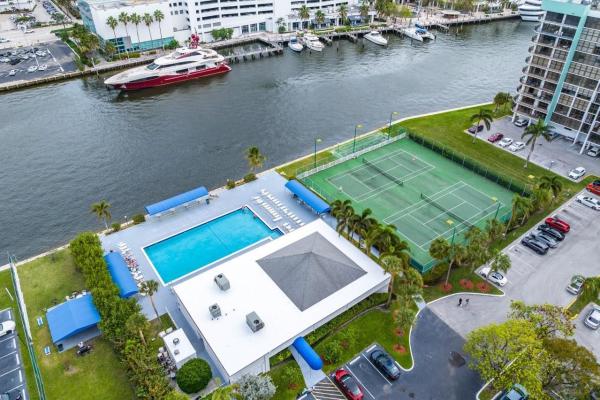 Towers Of Oceanview South, 600 Parkview Dr #410, Hallandale Beach, Florida 33009, image 1