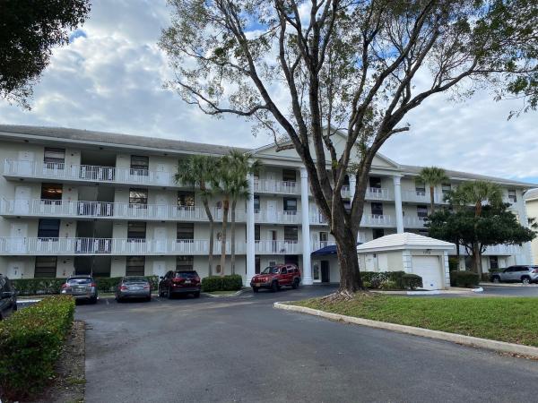 Whitehall 2 Of Pine Island Ridge, 1713 Whitehall Dr #102, Davie, Florida 33324, image 1