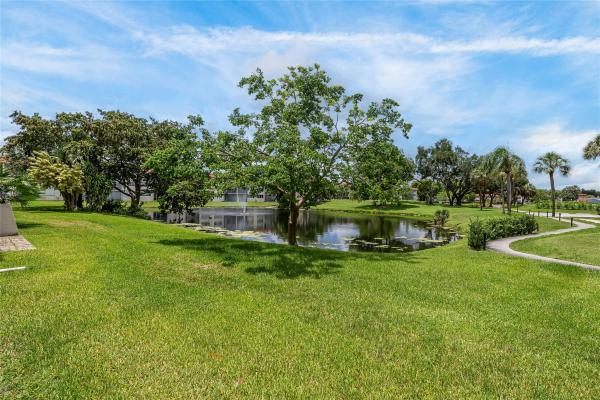 Hollybrook Golf & Tennis Club, 820 S Hollybrook Dr #102, Pembroke Pines, Florida 33025, image 1