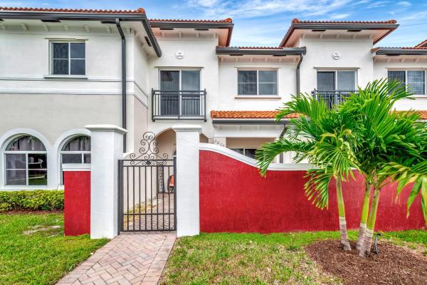 Bella Vista, 3010 NW 35th Way, Lauderdale Lakes, Florida 33311, image 1