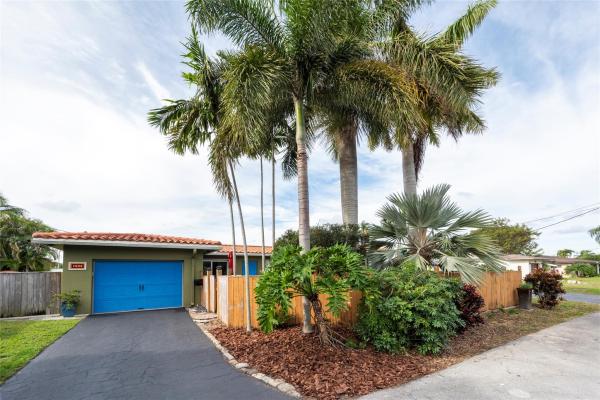 Royal Palm Isles, 1836 NW 36th Ct, Oakland Park, Florida 33309, image 1
