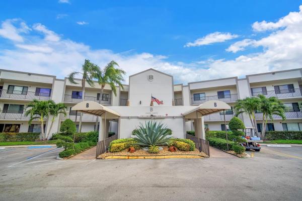 Clairmont, 10404 E Clairmont Cir #111, Tamarac, Florida 33321, image 1