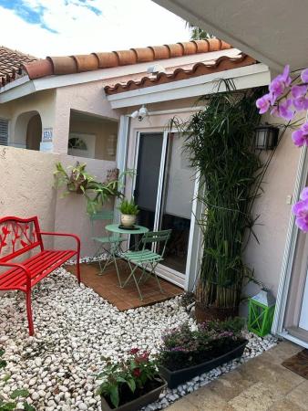 Village Homes At Country Isles, 1512 Springside Dr, Weston, Florida 33326, image 1