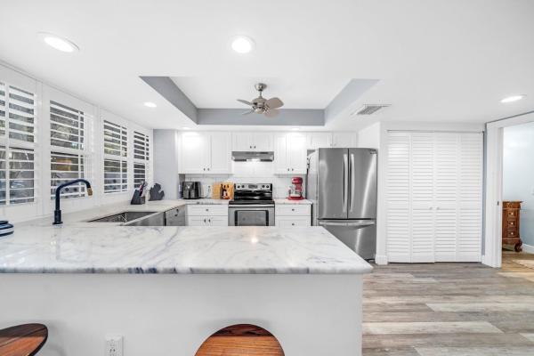 Wellesley At Lake Clarke Shores, 8109 Oakton Ct #9D, Lake Clarke Shores, Florida 33406, image 3