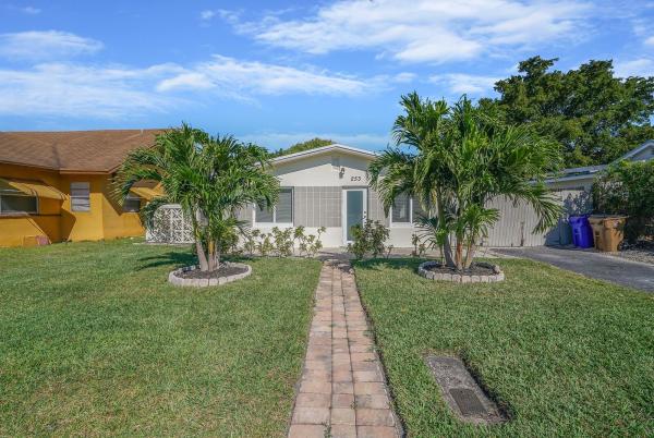 Carver Heights, 253 SW 2nd Ct, Deerfield Beach, Florida 33441, image 1