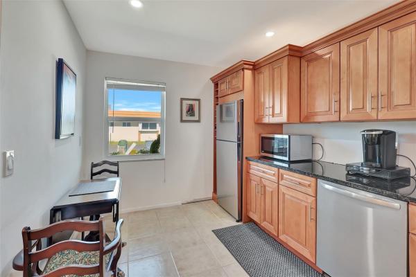 Fernley 3 At Cresthaven Townhomes, 5780 W Fernley Dr #147, West Palm Beach, Florida 33415, image 1