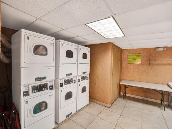 Palm East Gardens, 1890 W 56th St #1205, Hialeah, Florida 33012, image 1