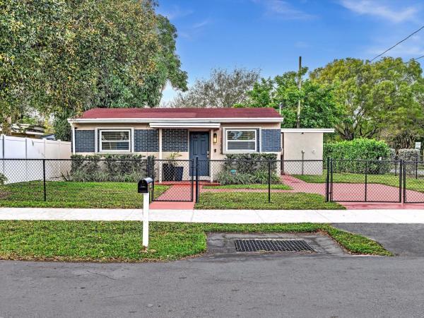 River Gardens, 2222 NW 5th St, Fort Lauderdale, Florida 33311, image 1