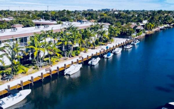 Lighthouse Point Plaza, 4500 N Federal Hwy #370H, Lighthouse Point, Florida 33064, image 1