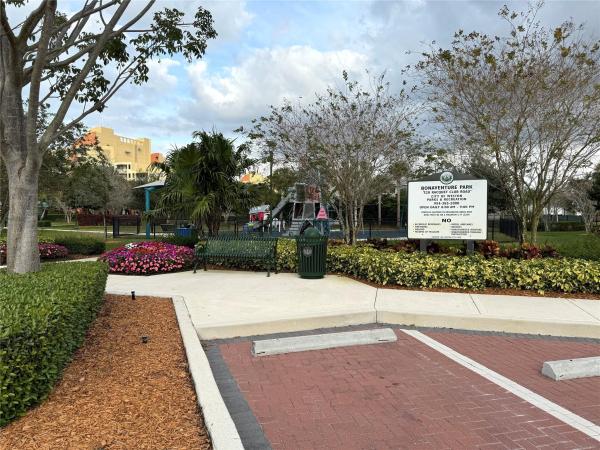 Visions, 525 Racquet Club Rd #47, Weston, Florida 33326, image 1