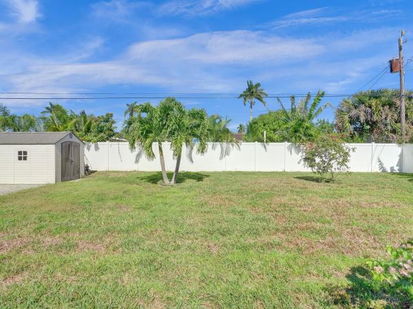 Boca Raton Square, 1119 SW 14th St, Boca Raton, Florida 33486, image 1