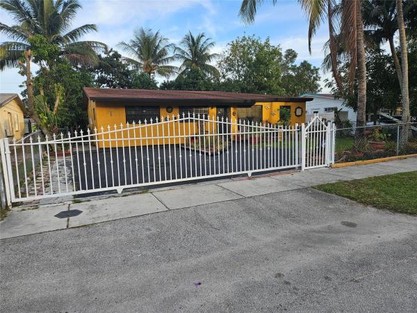 Royal Palms Park, 2050 NW 28th Ter, Fort Lauderdale, Florida 33311, image 1