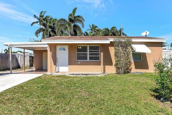 Englewood Manor, 3122 Giuliano Ave, Lake Worth Beach, Florida 33461, image 1