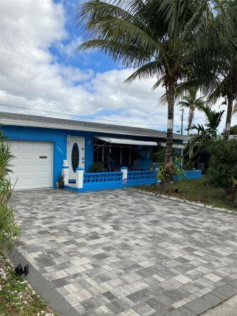 Gold Key Villas, 6811 NW 27th Ct, Sunrise, Florida 33313, image 1