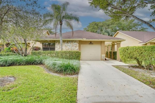 Tamarind Village, 2655 Calliandra Ter, Coconut Creek, Florida 33063, image 1