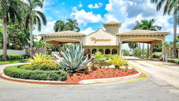 Bermuda Village, 1901 Bermuda Cir #J1, Coconut Creek, Florida 33066, image 1