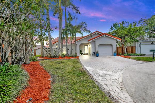 Patio Homes 1 At Country Isles, 2083 Augusta, Weston, Florida 33326, image 1
