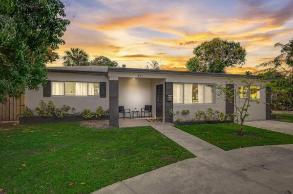 Lakeway, 800 SW 26th Ct, Fort Lauderdale, Florida 33315, image 1