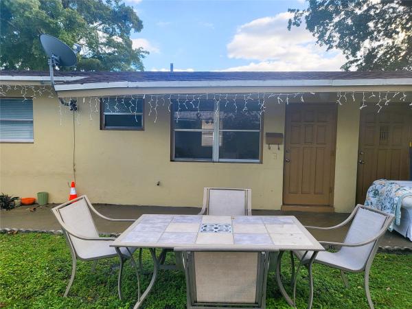 Bonie Villas, 2625 NW 9th Ave, Wilton Manors, Florida 33311, image 1